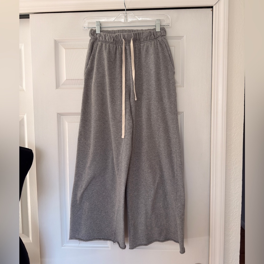Amuse Society Gray Wide-Leg Lounge Pants